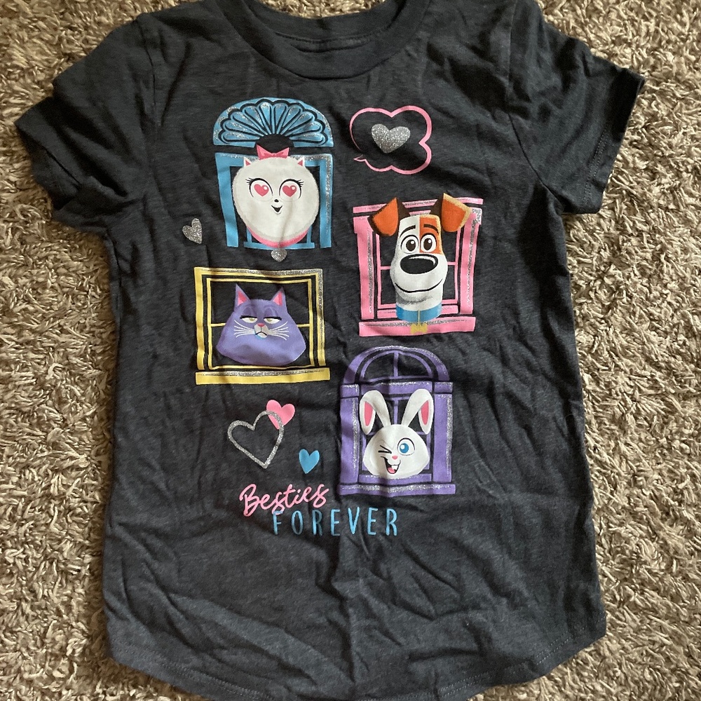 Brand new Kids girls  The Secret Life Of Pets tshirt size 7